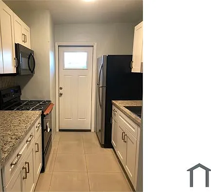 270 NE 191st St — Photo 16