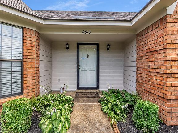 3rd image of 6613 Stephan Ridge Dr