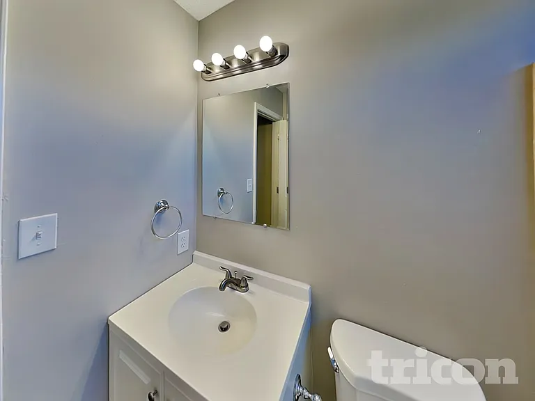 1134 Maria Christina Ln — Photo 13