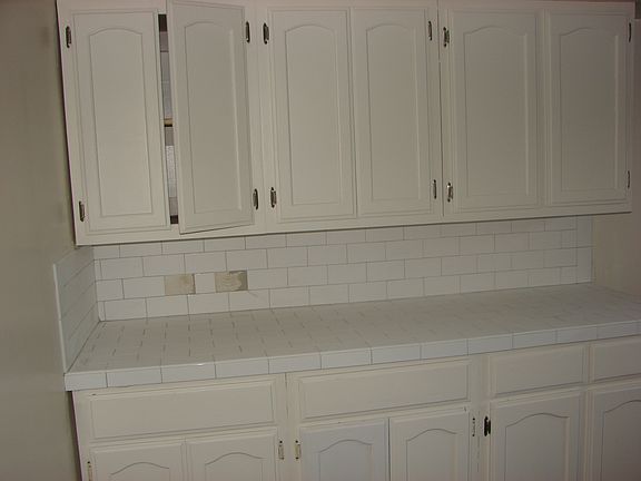 5th image of 332 Stepney St