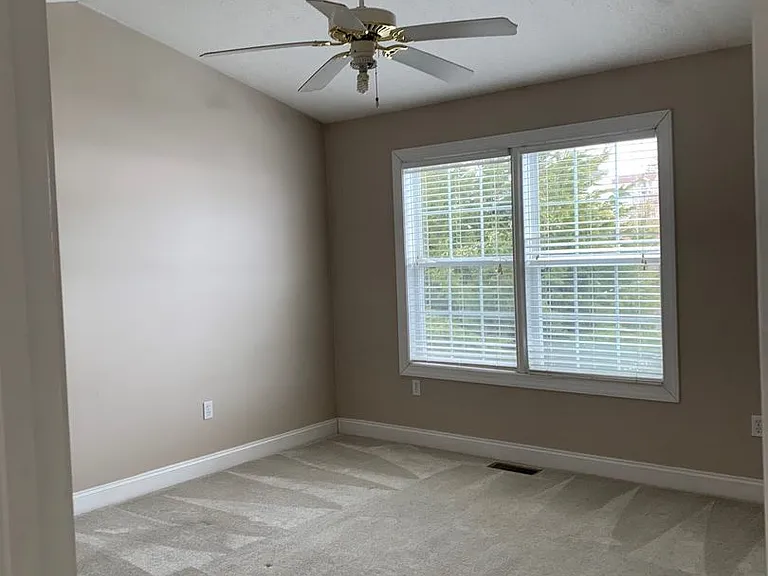 190 Willow Oak Dr — Photo 12