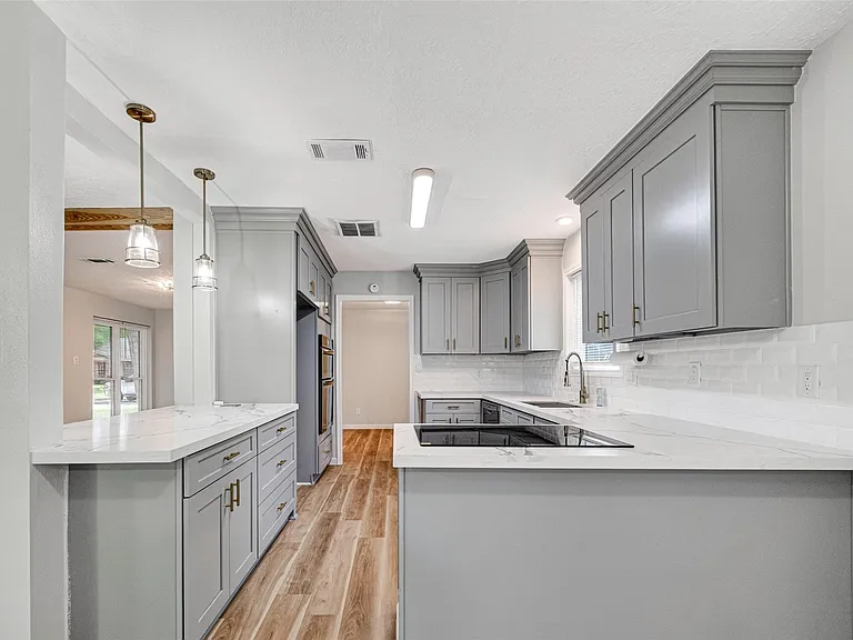 25503 Foxbriar Ln — Photo 7