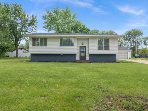 1415 Lantern Ln, Morris, IL 60450