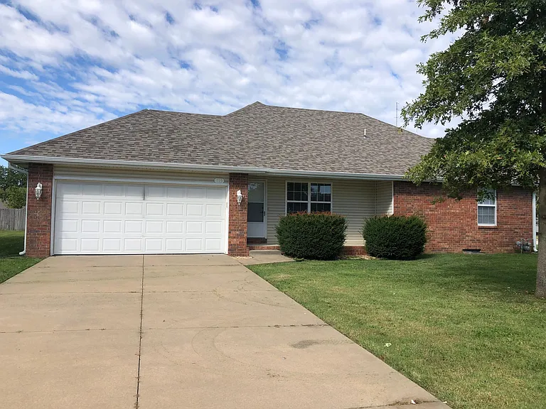 715 N Main Ave — Photo 12