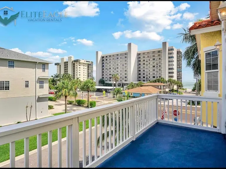 15501 Gulf Blvd — Photo 31