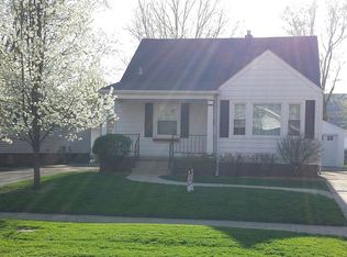 1713 Holmes Ave, Springfield, IL 62704