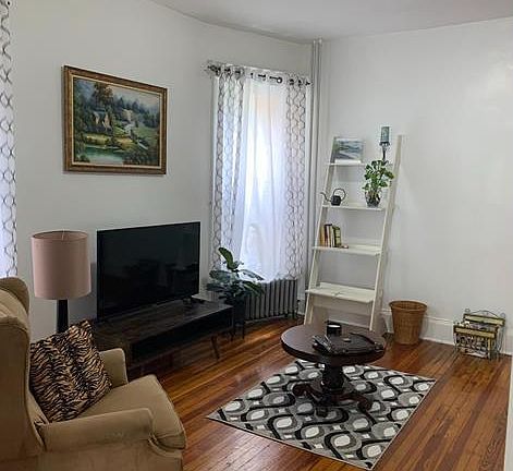 4th image of 164-0 Highland Ave