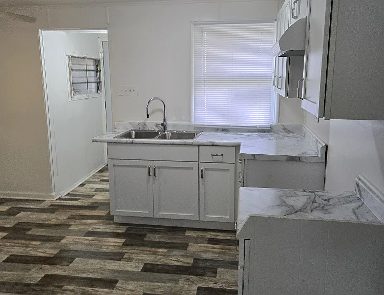 4233 N 42nd Pl — Photo 20