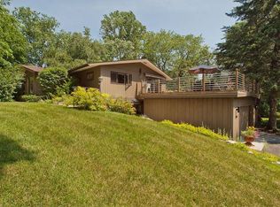 1005 Skyline Dr SW, Rochester, MN 55902