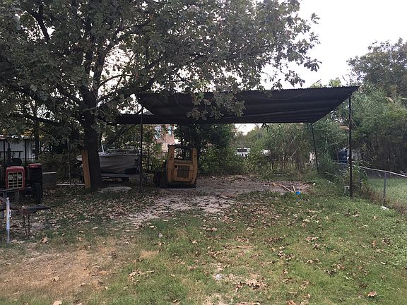 2nd image of 1515 Socorro