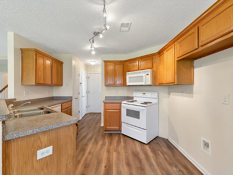 110 Vineyard Ridge Dr — Photo 13