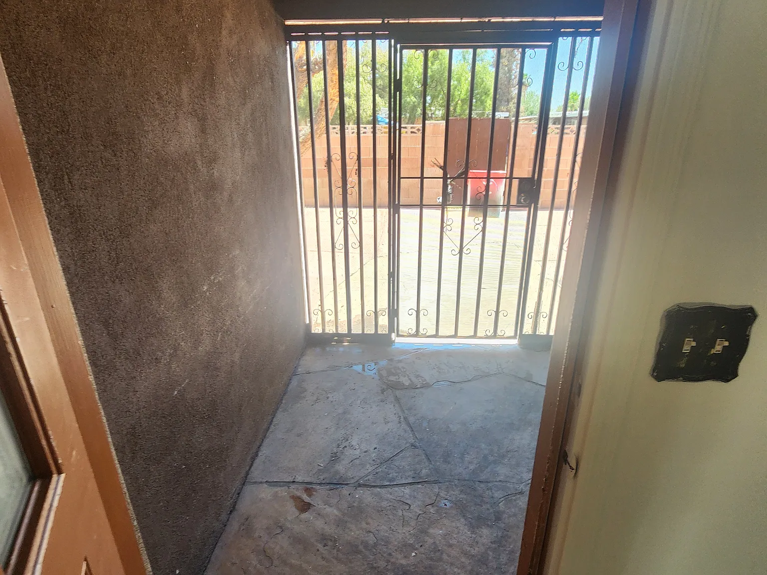 4 bed, 1595 sqft, $1,795 — Photo 2