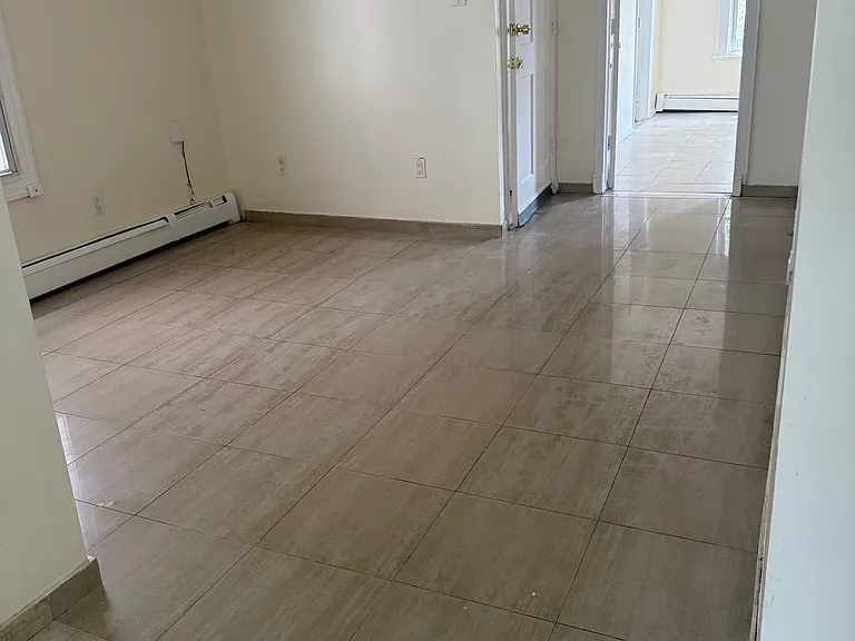 417 Franklin St #2 — Photo 2