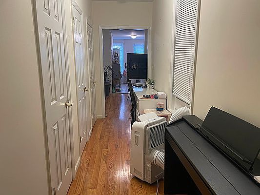 3rd image of 30-34 42nd St #1R