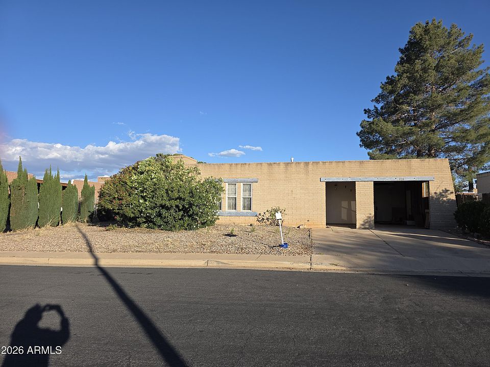 1st image of 216 HIGHLAND Drive