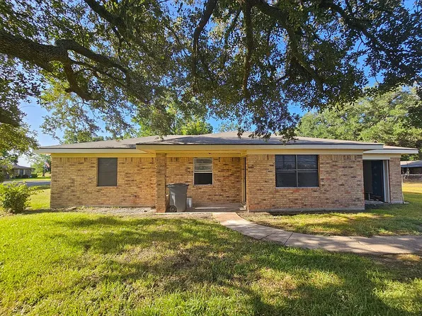 414 Thompson Dr, Bay City, TX 77414