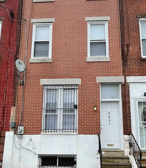 2441 N 5th St — Photo 1