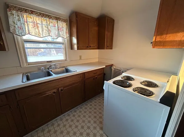 Ask about our Move In Credit!, 215 S 5th St #9, Montevideo, MN 56265