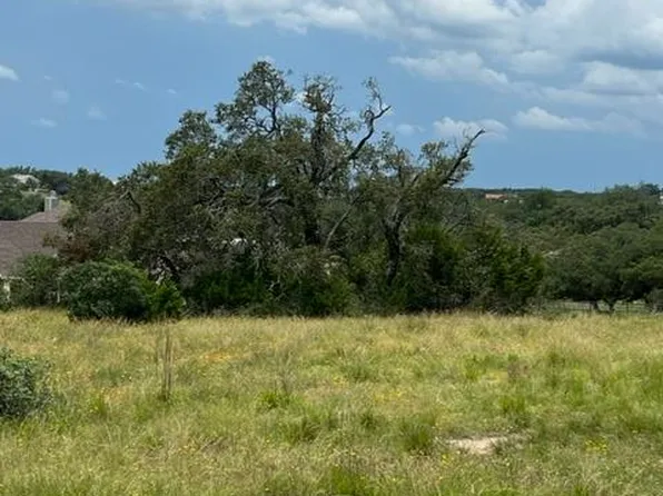 102 Ephram McLane, Blanco, TX 78606