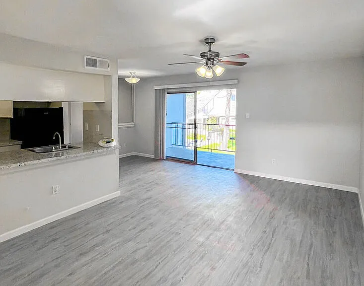 Star Beltway 8 Apartments — Photo 16