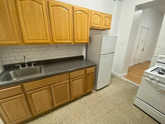 Rented by Abba Realty Associates INC | media 20