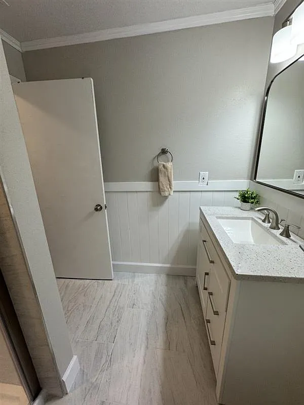 3 bed, 1408 sqft, $1,100 — Photo 3
