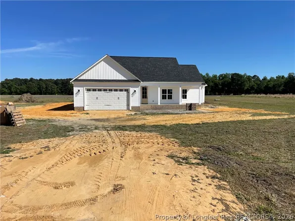 1097 Purdie Hall Rd, Tar Heel, NC 28392