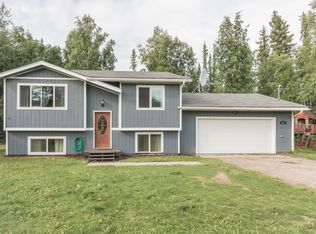 2654 Carrie Lynn Dr, North Pole, AK 99705