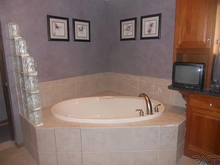 2800 S Ridgeview Way — Photo 17