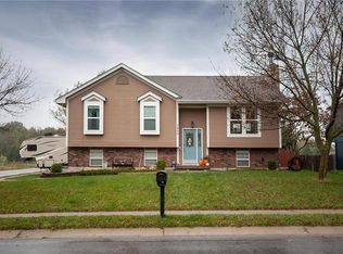 3805 SE Adams Dr, Blue Springs, MO 64014