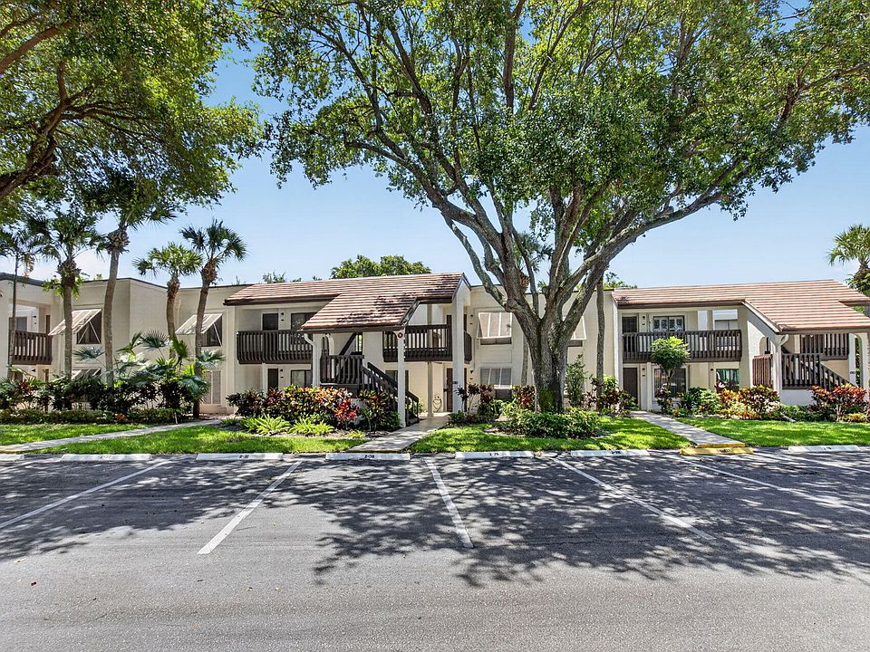 1st image of 10187 Mangrove Drive #201