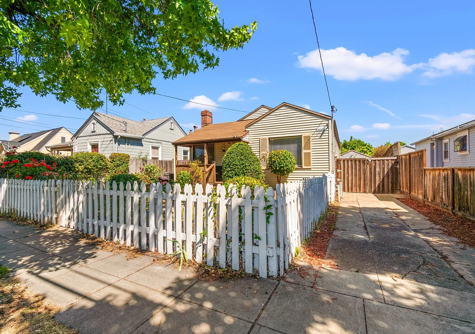 Charming Oakland Oasis with Detached Workshop & Ample Storage - Bordering San Leandro! — Photo 1