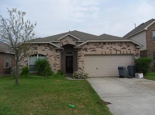 8710 W Highlands Xing, Highlands, TX 77562