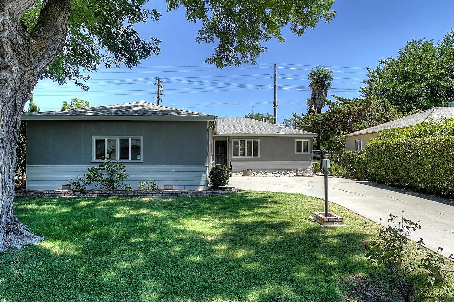 1716 Carlton Ave photo 1