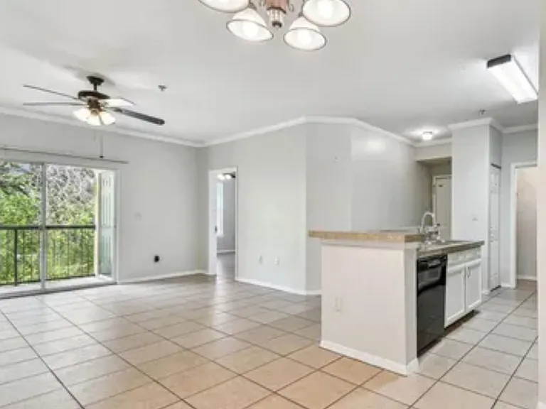 5608 Pinnacle Heights Cir — Photo 2