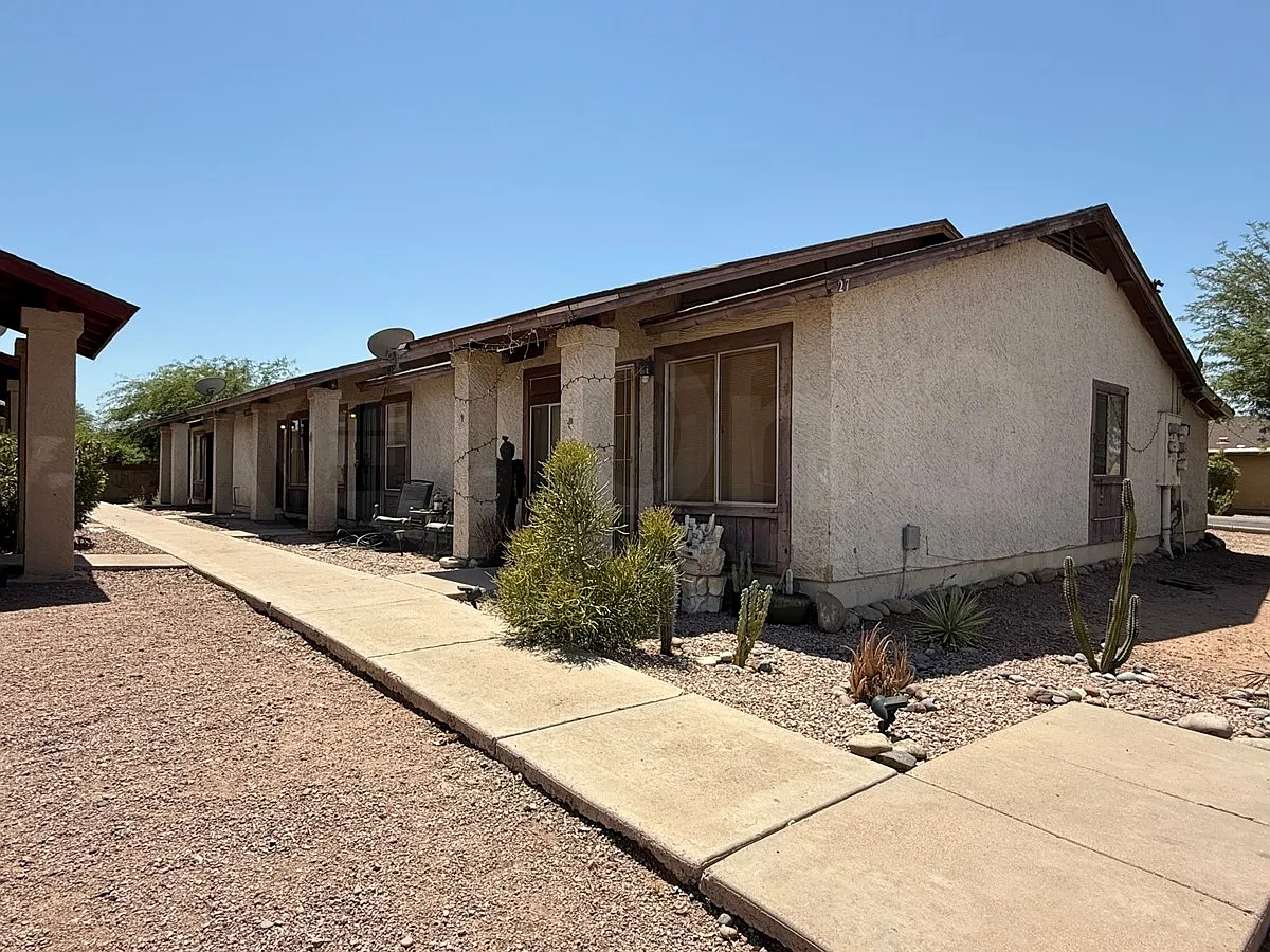 2 bed, 1.0 bath, 735 sqft, $1,150 — Photo 4