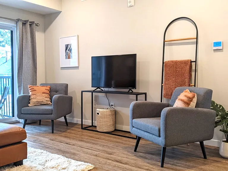 4324 Pine Forest Blvd NE #8 — Photo 4
