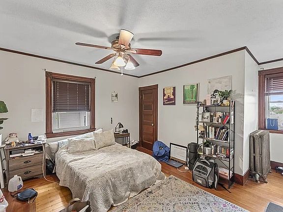 4th image of 388 Arborway #B