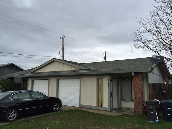 3rd image of 10427-10429 El Mercado Dr