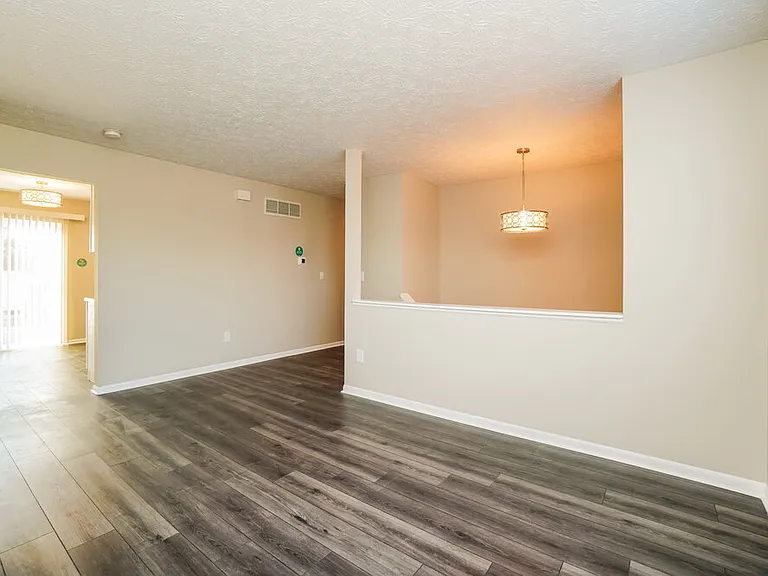 1365 Randan Dr — Photo 5