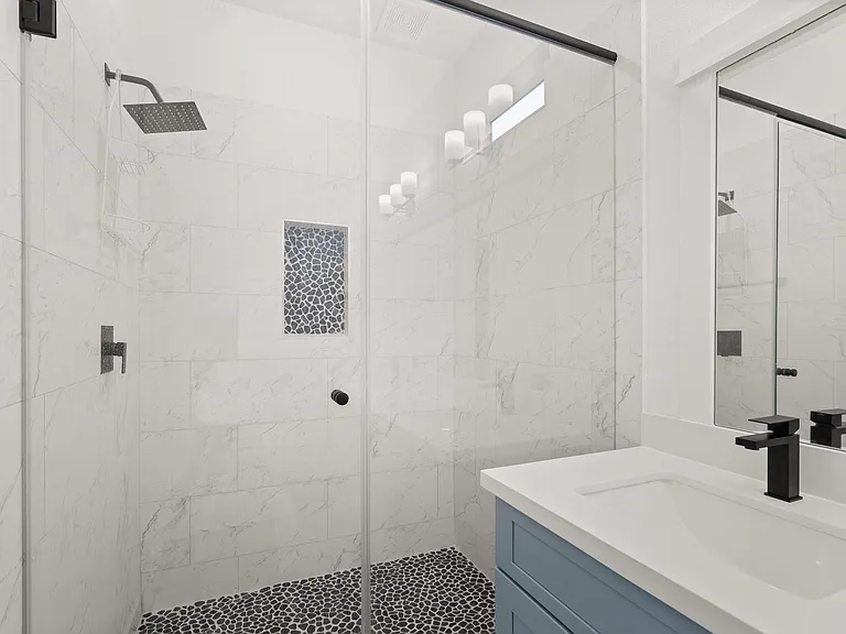 2928 Stevens St — Photo 13