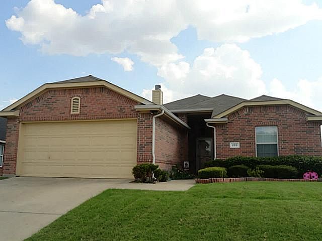 1st image of 203 Angelina Dr