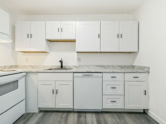 4th image of 3925 E San Miguel St APT 4