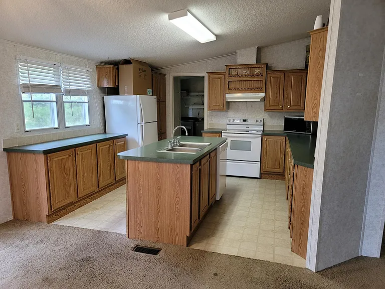 Kitchen with lots of counter and cabinet space