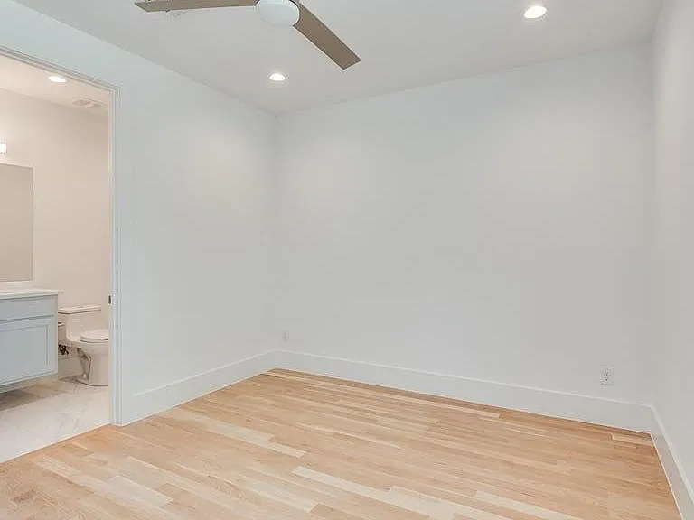 6135 Velasco Ave — Photo 119