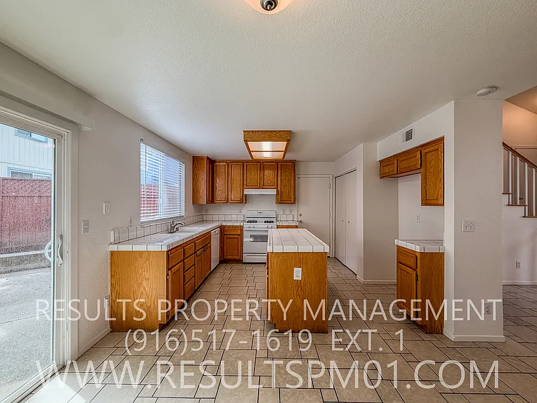 9567 S Coast Ln — Photo 10