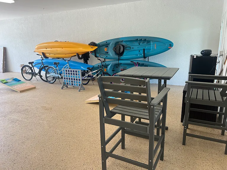 Garage Family Play Area