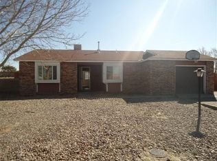 526 Apache Loop SW, Rio Rancho, NM 87124