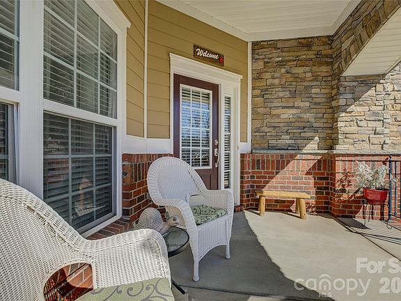 4th image of 9528 Spurwig Ct
