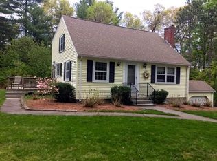 15 Elm St, Foxboro, MA 02035